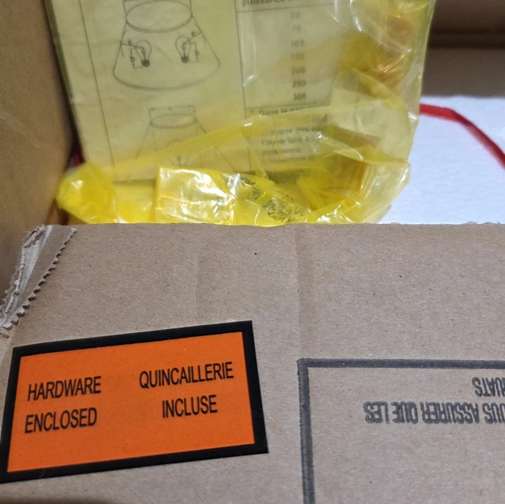 E.F. Chapman Grosvenor House Single Sconce In Antique-Burnished Brass - Picture 5 of 7